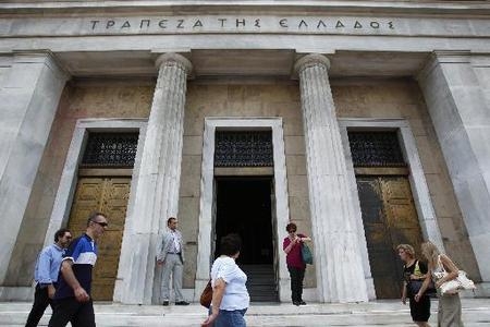 "Συναγερμός για τον δανεισμό στην Ελλάδα" σύμφωνα με την ΤτΕ - Media