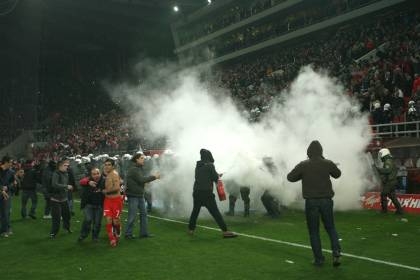 Ξεφτίλα Ολυμπιακών διαστάσεων  - Media
