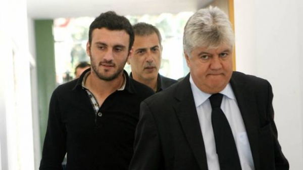 Την έπεσαν στον Γκαγκάτση - Media