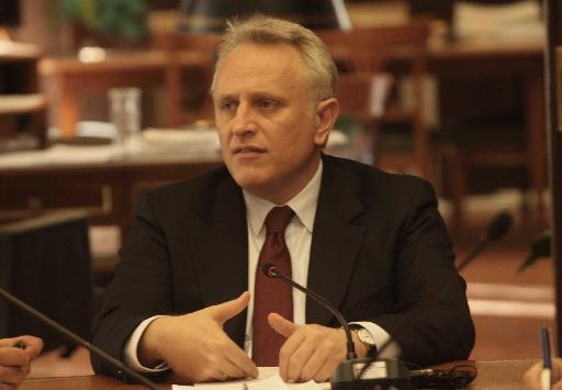 Περικοπή κατά 20% στην κρατική χρηματοδότηση των κομμάτων  - Media