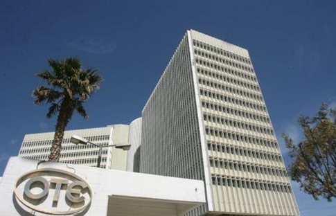 ΟΤΕ: Υποβάθμιση από την Standard & Poor