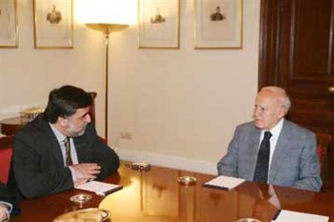 Συνάντηση κ. Παπούλια με ΑΔΕΔΥ - Media