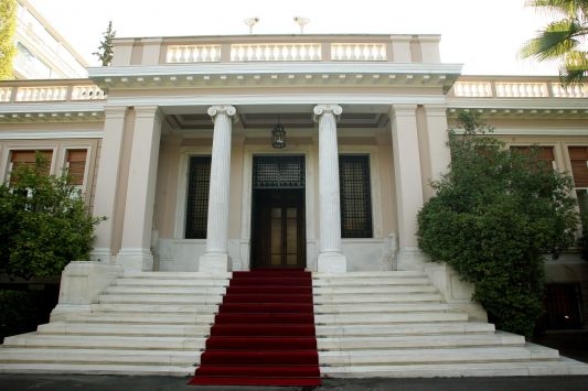Πόσα να αντέξει η ..μαϊμού;;; - Media