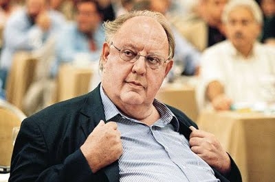 Για όλα φταίει ο Πάγκαλος!  - Media