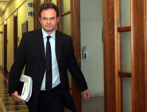 Παπακωνσταντίνου: Ενίσχυση των δικαιωμάτων των δημόσιων επιτρόπων  - Media