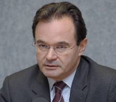 Απορρίπτει την αναδιάρθρωση ο Γ.Παπακωνσταντίνου - Media