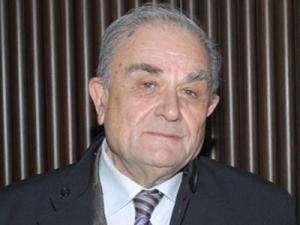 «Οι παρέες γράφουν ιστορία» - Media