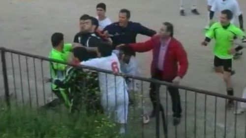 Ξύλο και των… γονέων - Media