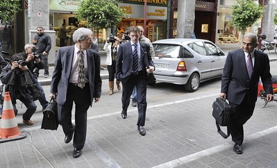 Σύμφωνη η τρόικα στη χορήγηση 1,1 δις σε ΙΚΑ και ΟΑΕΔ - Media