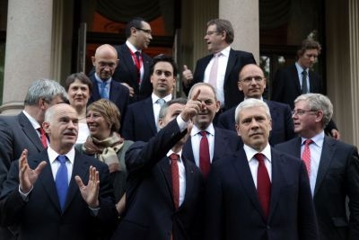 Παπανδρέου: «Αφήστε την Ελλάδα ήσυχη να κάνει τη δουλειά της» - Media