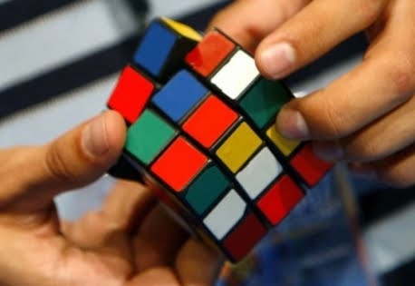 Ο κύβος ερρίφθη… - Media