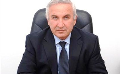Βουλευτής του ΠΑΣΟΚ καταψηφίζει την πώληση της ΔΕΗ - Media