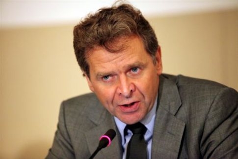 Τόμσεν: Το πρόγραμμα στην Ελλάδα πάει καλά - Media