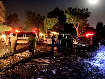 Δεκάδες νεκροί σε βομβιστική επίθεση στο Πακιστάν - Media