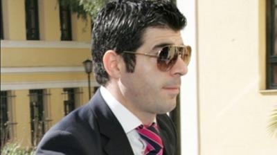 Έκαψαν το αυτοκίνητο του Δαλούκα! - Media