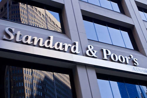 Προειδοποιεί η Standard & Poor’s για επιλεκτική χρεοκοπία - Media