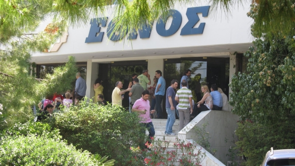 Ατομική σύμβαση ή απολύσεις - Media