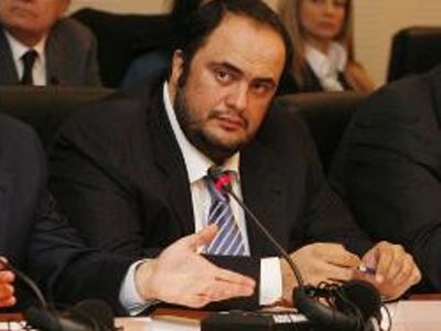 «Τσάρκες» στην Ευρώπη - Media