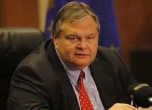 Βενιζέλος: Πρόσχημα η Ελλάδα για επίθεση στο ευρώ - Media