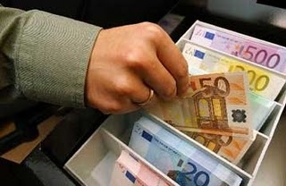 Financial Times: Πρόγραμμα στήριξης των ελληνικών τραπεζών - Media
