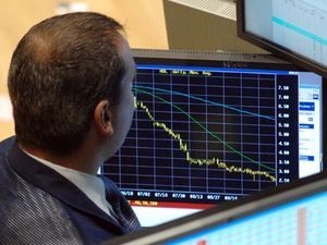 Σε ελεύθερη πτώση ο Ντάου Τζόουνς  - Media