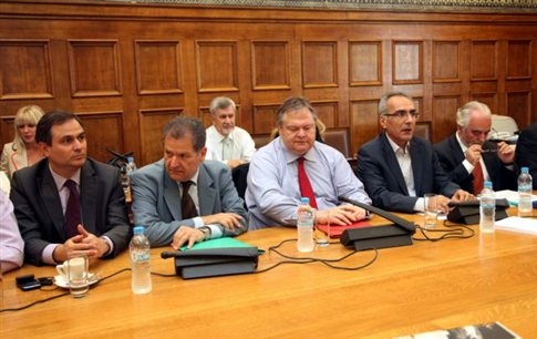 Βενιζέλος: Δεν θα επαναδιαπραγματευτούμε το Μνημόνιο - Media