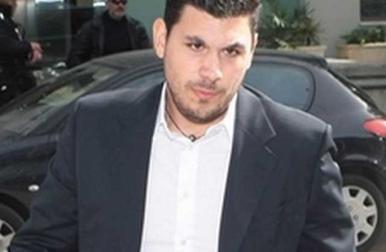 Τέλος ο Ψωμιάδης    - Media