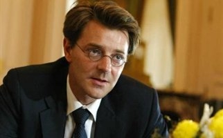 Πιθανή μια στάση πληρωμών στην Ελλάδα, δηλώνει η Γαλλία - Media