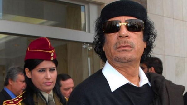 Προσφυγή στο ΔΠΔ για ένταλμα σύλληψης κατά του Καντάφι - Media