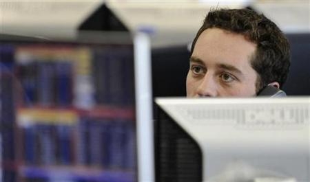 Κρίσιμη έκδοση εντόκων γραμματίων - Media