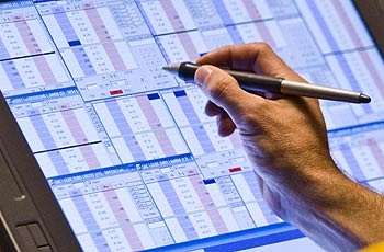Αντλήθηκαν 1,3 δισ. ευρώ από τα εξάμηνα έντοκα - Media