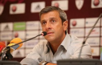 Πηλαδάκης: «Δεν βοηθάει την ομάδα η μαγκιά στο καφενείο» - Media