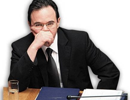 «κ. Παπακωνσταντίνου έχετε ξεπεράσει κάθε όριο!» - Media