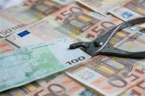 Συνεχίζονται οι διαπραγματεύσεις για το «κούρεμα» του χρέους - Media