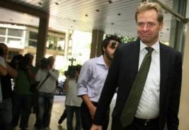 Συνάντηση Παπαδήμου – τρόικας  - Media