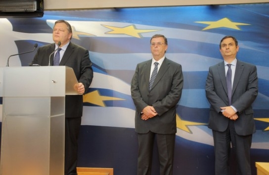 Διαφωνία Μουρμούρα-Σαχινίδη για προϋπολογισμό και μνημόνιο    - Media
