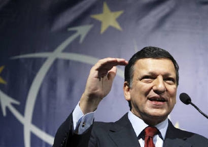 Συμφωνία στο επίπεδο των 27 επιθυμεί ο Μπαρόζο - Media