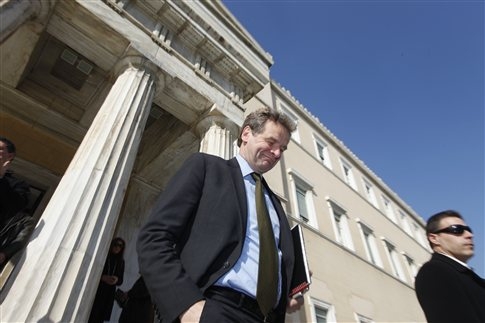 Τα νέα μέτρα θα συζητηθούν τον Ιούνιο του 2012, τονίζει το ΥΠΟΙΚ - Media