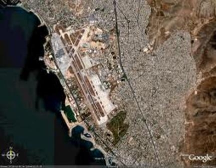 Ξεβράκωμα στο Ελληνικό...  - Media