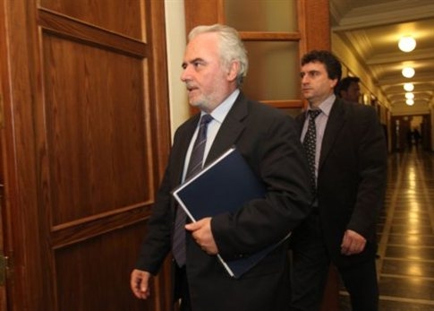 Το ασφαλιστικό στο επίκεντρο του Υπουργικού - Media