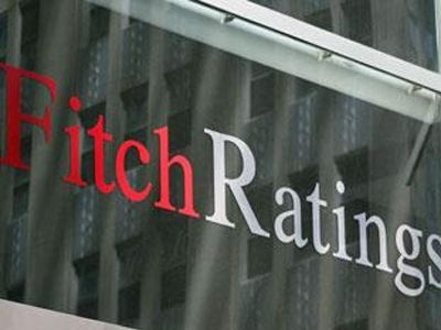 Προειδοποιεί ο Fitch για υποβάθμιση δύο τραπεζικών «κολοσσών» - Media