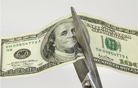 Προειδοποίηση Fitch για υποβάθμιση των ΗΠΑ   - Media