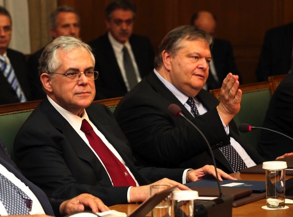 Κατάπαυση πυρός ή τελειωτικό χτύπημα; - Media