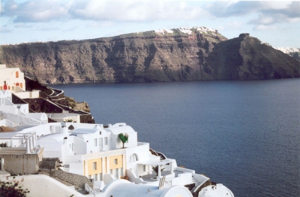 Νέος σεισμός στη Σαντορίνη 4,6 ρίχτερ - Media