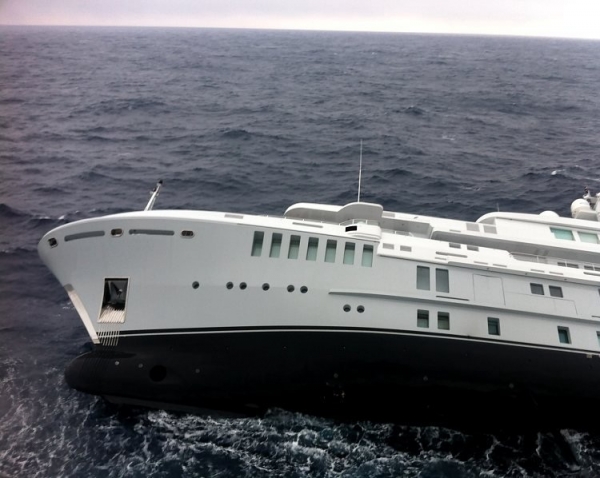 Διασώθηκαν οι επιβάτες της θαλαμηγού που βυθίστε στο Αιγαίο (ΒΙΝΤΕΟ) - Media