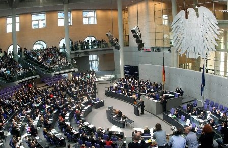 12 «όχι» από το Βερολίνο για τη νέα βοήθεια στην Ελλάδα - Media