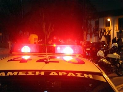 Ισχυρή έκρηξη στα Καμίνια - Media