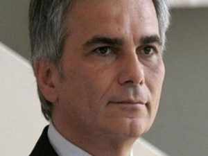 Φάιμαν: Μπορεί να χρειαστεί και τρίτο πακέτο στήριξης - Media