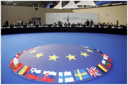 Νέα μέτρα και περικοπές δαπανών ζητάει η Κομισιόν - Media