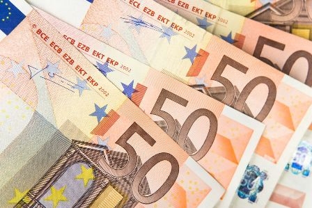 Κατά 53% υποχώρησε το έλλειμμα κρατικού προϋπολογισμού  - Media